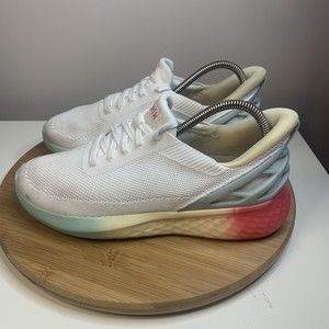 Kizik Prague Womens Size 9 Shoes Creme/Red Canvas Sneakers J1FC DPRACR01-1D